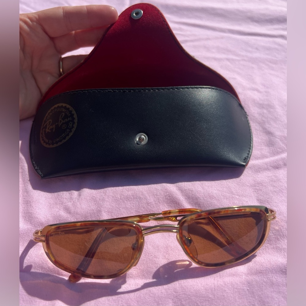 Vintage early 1990’s Ray-Ban Rituals Metal Cat Arista Sunglasses - W2797-UNISEX